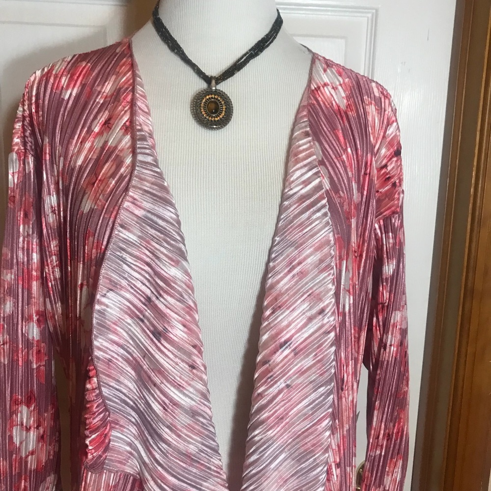 NWT Medium Shirley Kimono